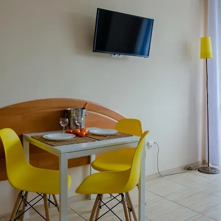 Holidayhomepl Slavia New 600 Z Balkonem Przy Plazy Daire Miedzyzdroje