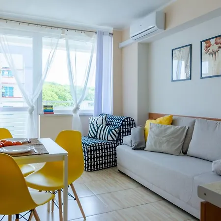 Holidayhomepl Slavia New 600 Z Balkonem Przy Plazy Miedzyzdroje